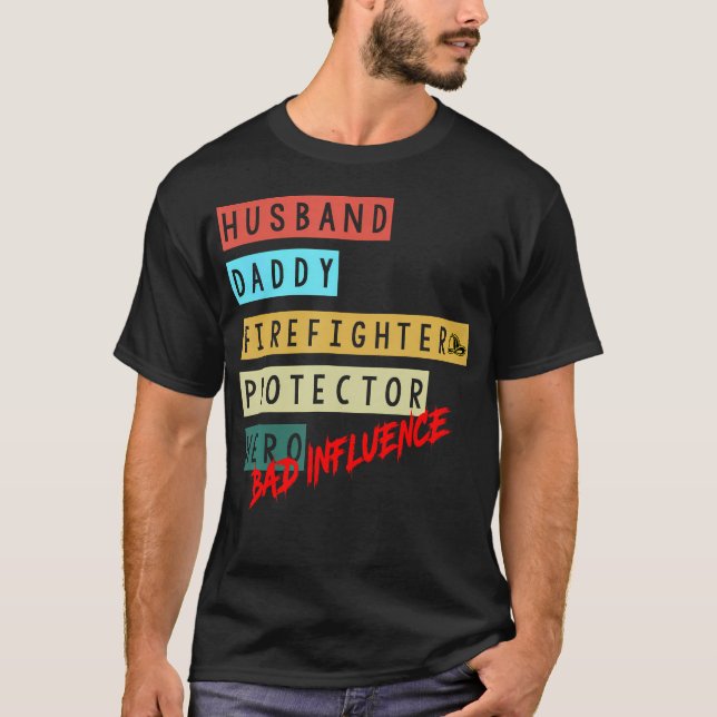 Makehus Pappa Brandman Skydd Hero Baddie T Shirt (Framsida)