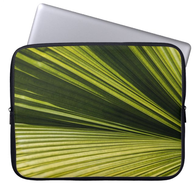 Makrofotografi av grönt löv laptop fodral (Framsidan)