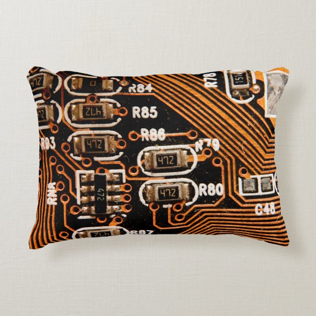 makroskott av kretskort, kablar, kondensatorer, ko prydnadskudde (Framsidan)