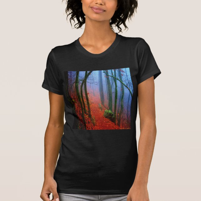 Målad höstskogs blå dimma t shirt (Framsida)