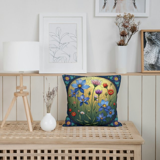 Målade blomglas kudde (Skapare uppladdad)