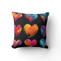 Målade hjärtan mot svart bakgrund