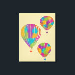 Målade regnbåge-Luftballonger Canvastryck<br><div class="desc">Lägg till lite stil i väggen med det här kanvastrycket med målade illustrationer av luftballonger i starkt regnbåge i färg mot en mjuk sand eller en ljus färgad bakgrund.</div>