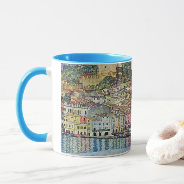 Malcesine vid Gardasjön av Gustav Klimt Mugg (Med munk)