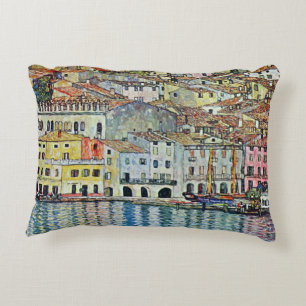 Malcesine vid Gardasjön av Gustav Klimt Prydnadskudde