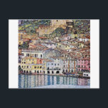 Malcesine vid Sjö Garda, Gustav Klimt Vykort<br><div class="desc">Gustav Klimt (14 juli, 1862 - 6 februari 1918) var en österrikisk symbolmålare och en av de mest framstående medlemmarna i Wien Secession-rörelsen. Klimt noteras för målningar, murar, skisser och andra föremål d'art. Förutom hans verk, som innefattar anklagelser och porträtt, målade han upp landskap. Klimt var bland konstnärer från Wienutträdet...</div>