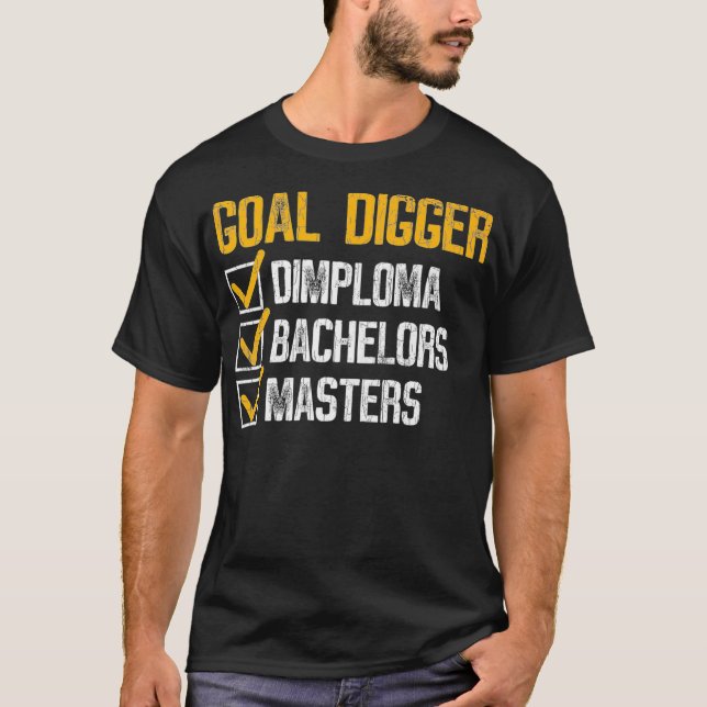 Måldigger Funny Masters Studenten Graphic Premi T Shirt (Framsida)