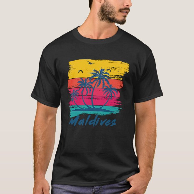 Maldives  summer beach holiday destination t shirt (Framsida)