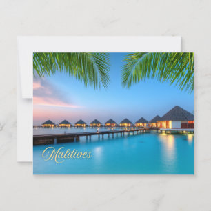 Maldives vackra resort vid Sunset Vykort