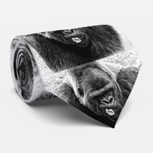 Male LowlandSilverbackgorilla som är svartvit Slips