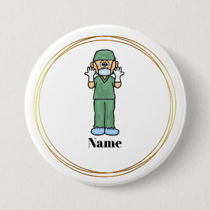 Male Surgeon in Scrubs Namn Button Knapp