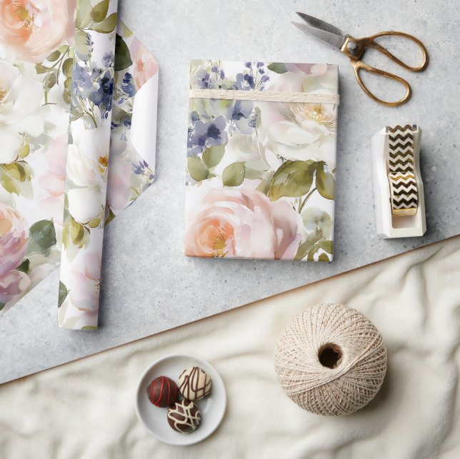 Måleriska rosor och blommor presentpapper (Hantverk)