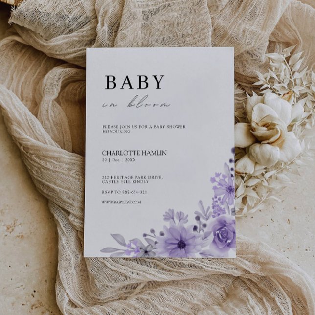 Mall för inbjudan till babyvisningsprogram för Lil (Baby Shower Purple Invitation Template)