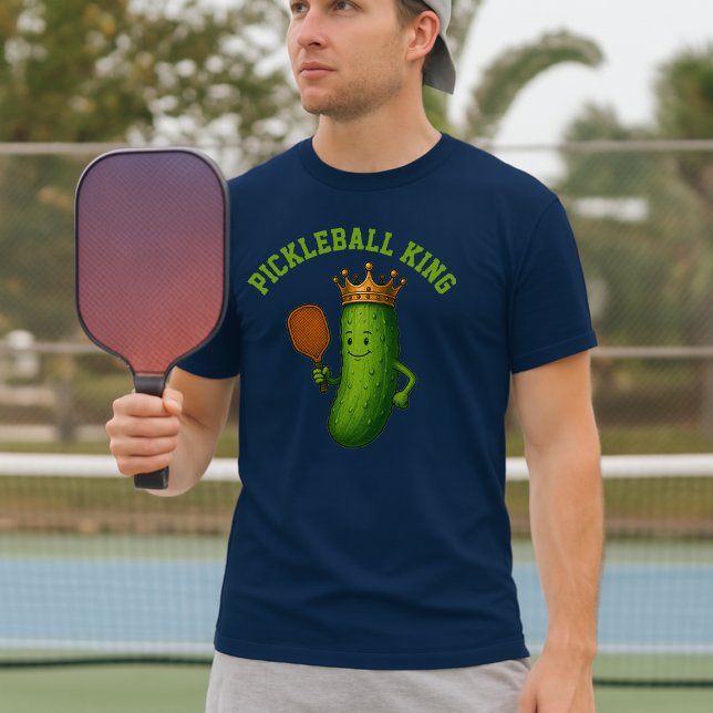 Mall för Pickleball Kung Funny Pickle & Krona T Shirt (Skapare uppladdad)