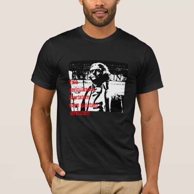Malo Libertatem T Shirt (Framsida)