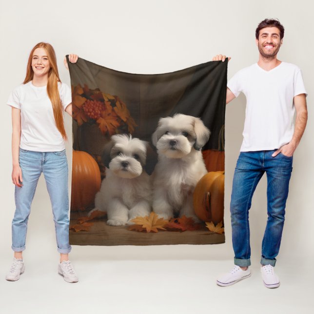 Malteser Shih Tzu Valp Höstglädje Pumpa Fleecefilt (På plats)