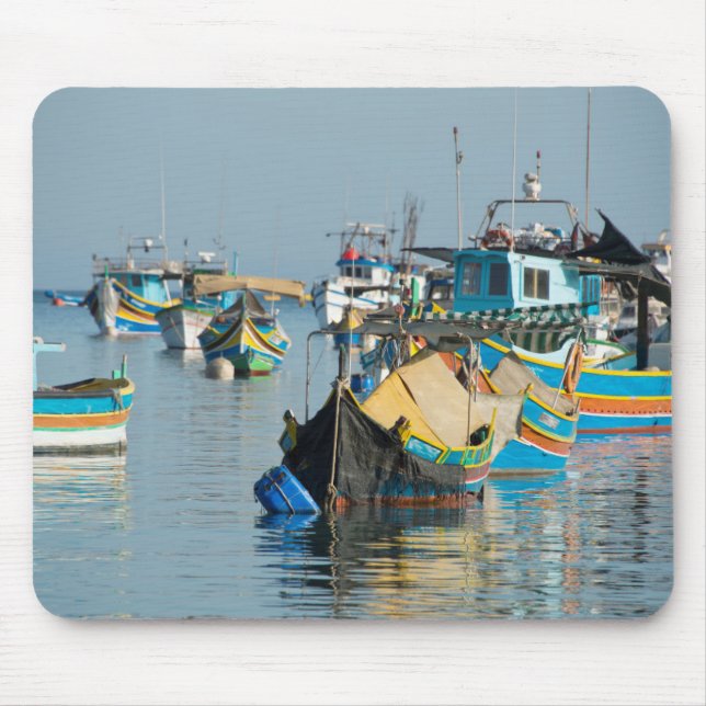 Maltesiska fiskebåtar | Marsaxlokk i Malta Musmatta (Framsidan)