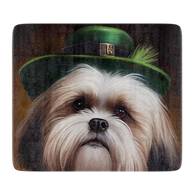 Malti Tzu Hund i St. Patrick Dress (Framsidan)