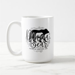 Mama Bear Protector Black & White Script Mama Bear Kaffemugg