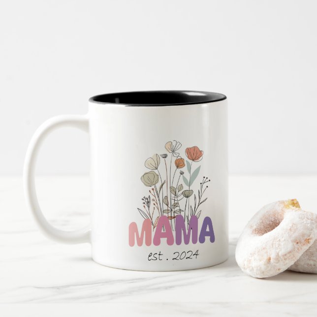 Mama Est 2024 Mothers Day Två-Tonad Mugg (Med munk)
