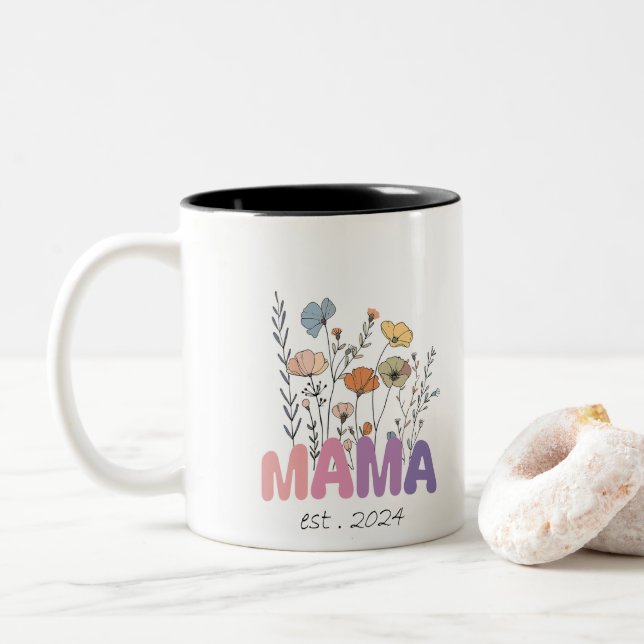 Mama Est 2024 Mothers Day Två-Tonad Mugg (Med munk)
