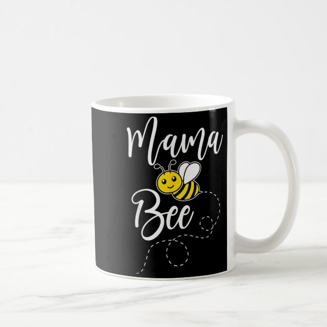 Mama Of The Bee Day Girl Hive Family Matching Birt Kaffemugg (Höger)
