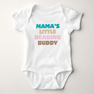 Mamas lilla läskompis färgglad bokälskare t shirt
