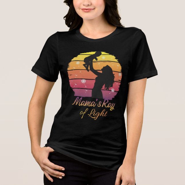 Mama's Ray of Light Sunset Silhouette T Shirt (Framsida)
