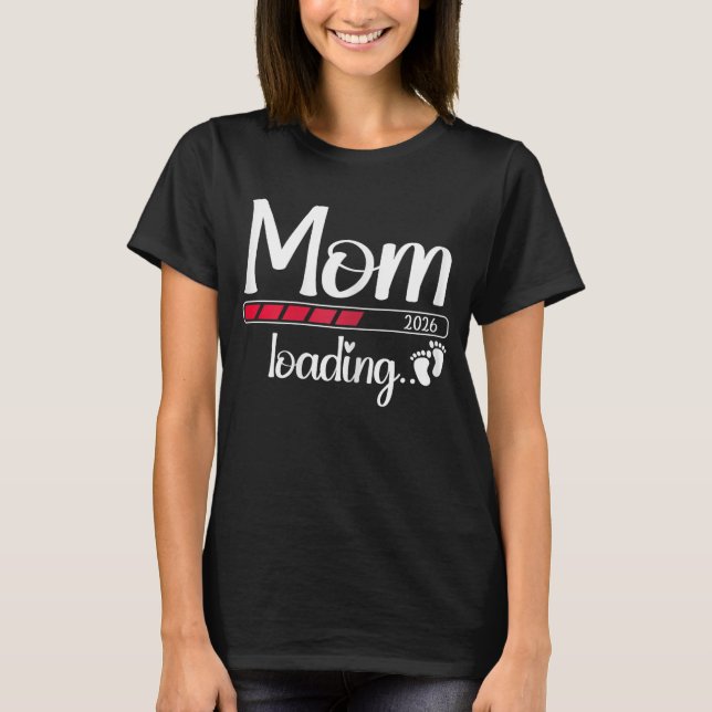 Mamma 2026 som snart ska lastas till Mamma 2026 T Shirt (Framsida)