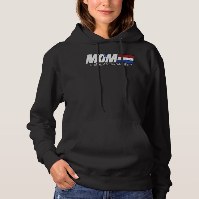 Mamma A Real American Hero T Shirt (Framsida)