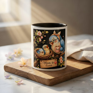 Mamma är hemma Svart mugg Fågelpresent