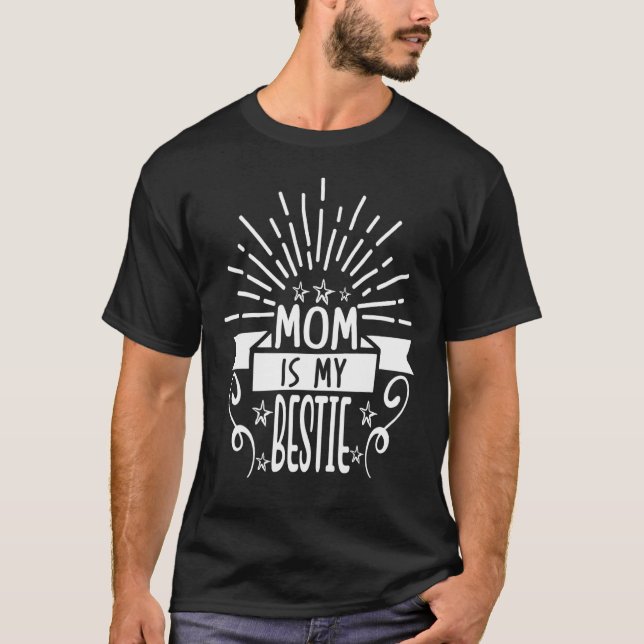 Mamma är min Bestie 8 T Shirt (Framsida)