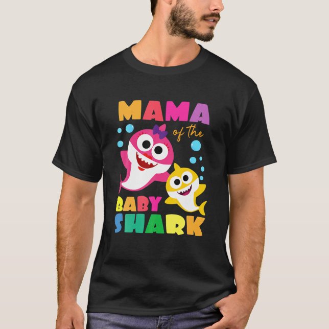 Mamma av Baby-hajens födelsedag Mamma T Shirt (Framsida)
