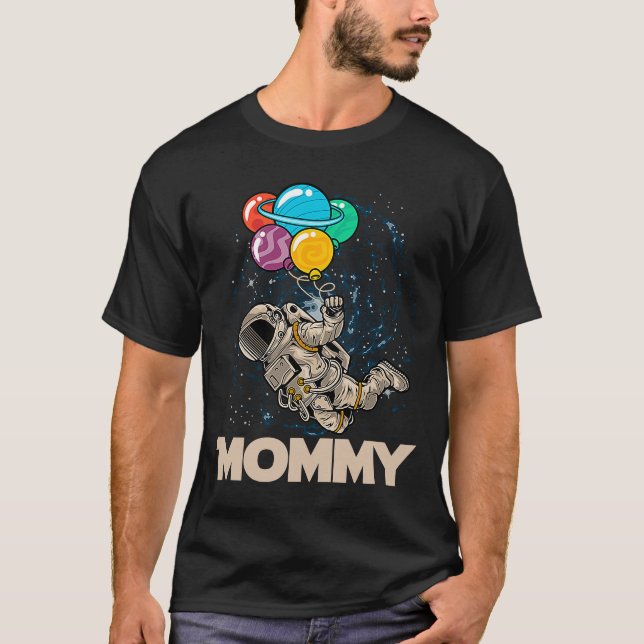 Mamma av födelsedagsastronaut med ballongplaneter t shirt (Framsida)
