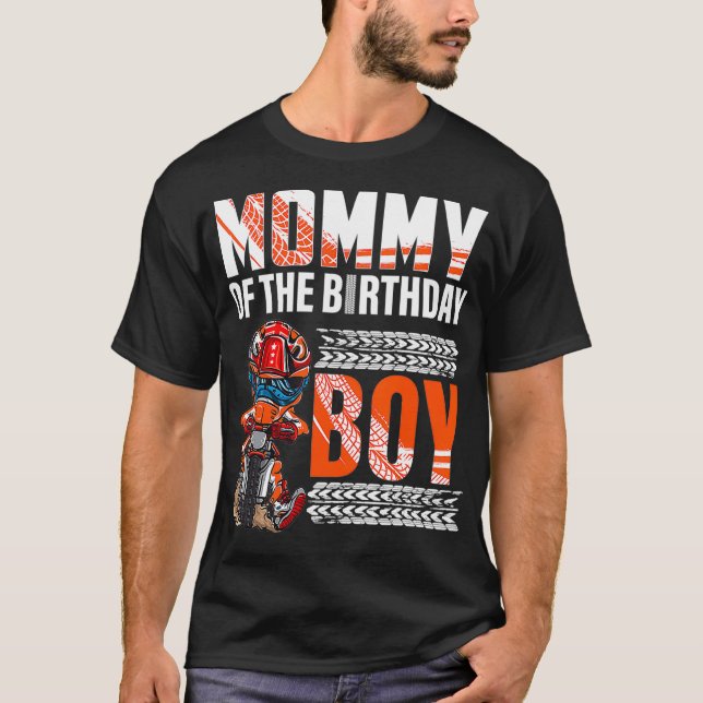 Mamma av födelsedagspojken Dirt Bike Bday-motocros T Shirt (Framsida)