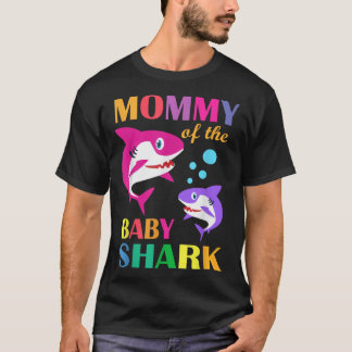 Mamma av Mamman Shark Mothe vid födelsedagen i Bab T Shirt