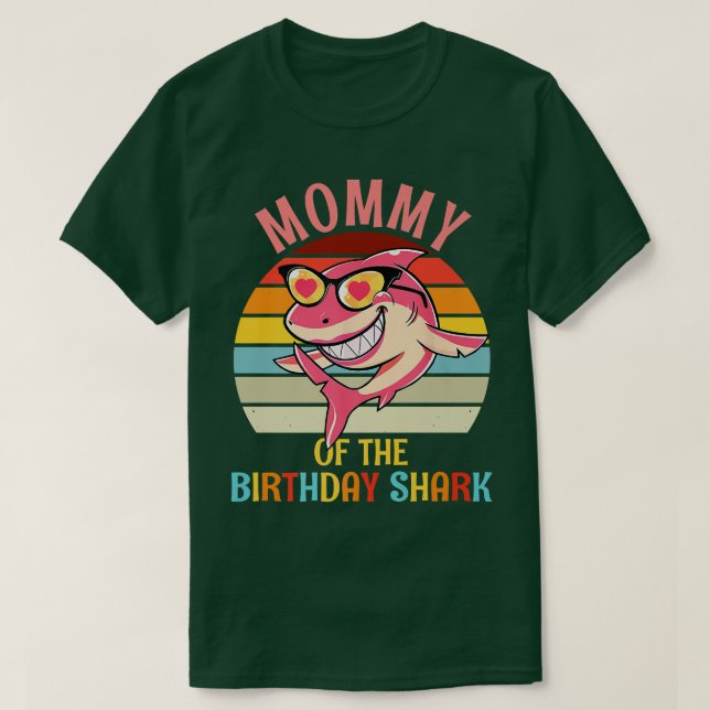 Mamma av matchningsfamiljen Shark Birthday Mamma T Shirt (Design framsida)