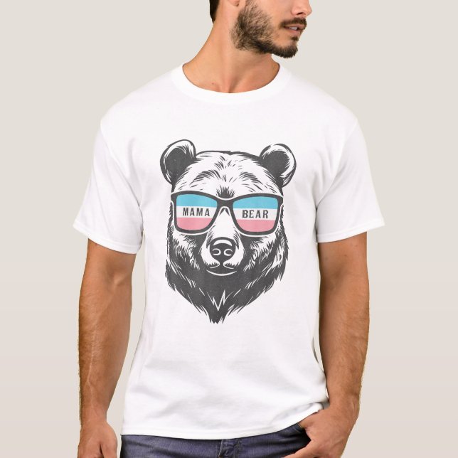 Mamma Bear Proud Transgender Ally T Shirt (Framsida)