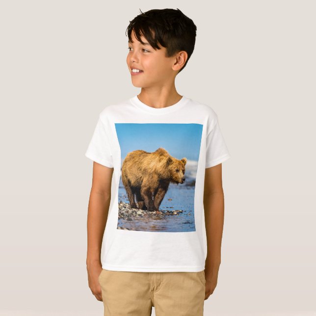 Mamma björn tittar på hennes två barn t shirt (Hel framsida)