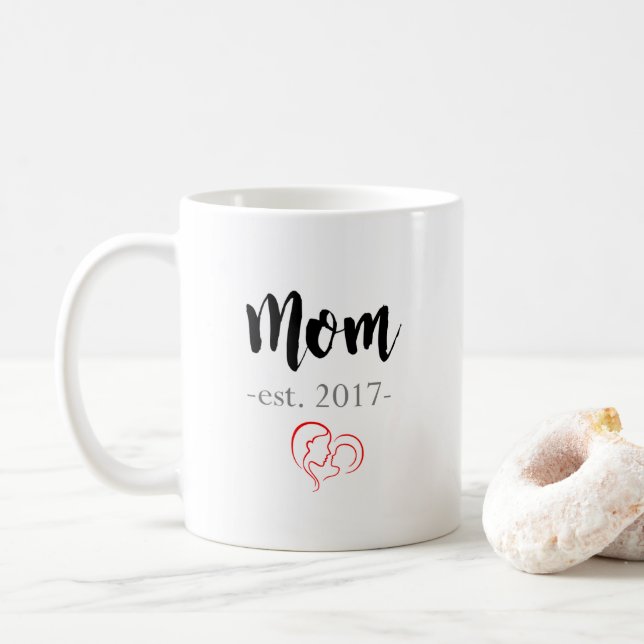 Mamma Est. 2017 kaffemugg - ny morgåva (Med munk)