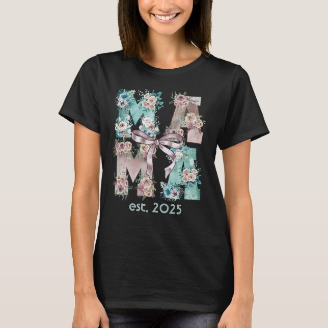 Mamma Est. 2025 Blommigt Boho Typography Art T Shirt (Framsida)