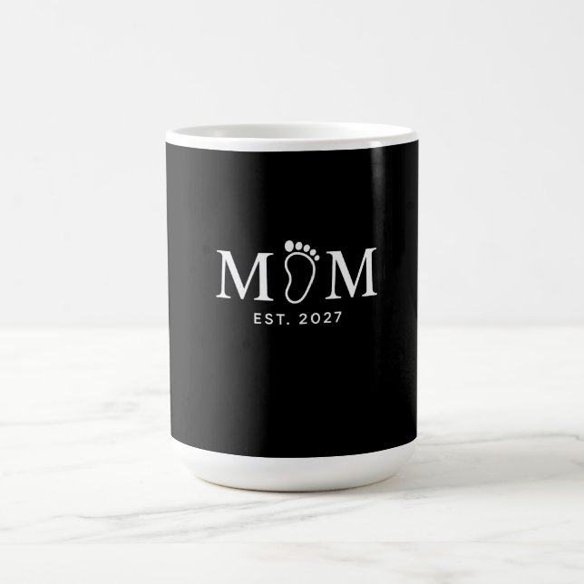 Mamma Est. 2027 Babyspår | Ny Mamma Present Kaffemugg (Center)