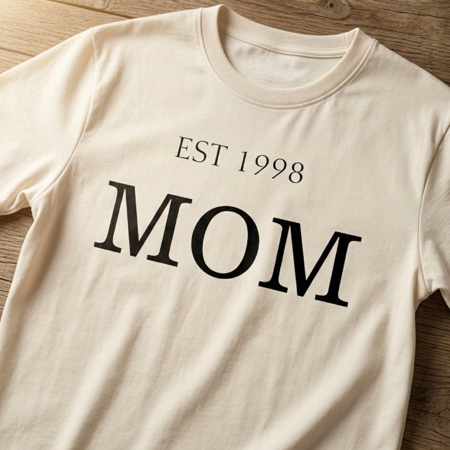 Mamma Est År Klassisk Moderskap Identitet T Shirt (Skapare uppladdad)