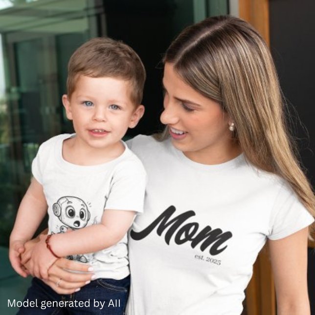 Mamma Est. Svart Script | Anpassad T Shirt (Skapare uppladdad)