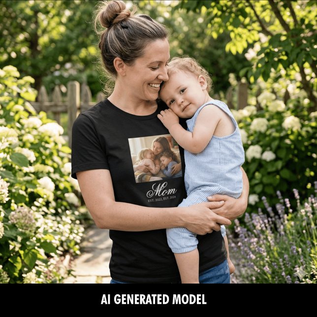 Mamma Estalished Black Elegant Script Foto T Shirt (Mom Established Black Elegant Script Photo T-Shirt)