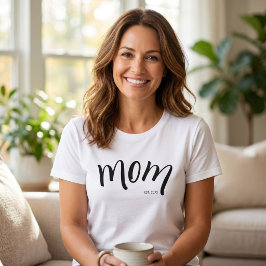 Mamma Estblick Skript Svart Anpassad Nytt År Ny Ma T Shirt