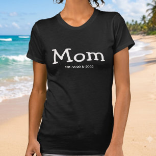 Mamma Etablerad Säger Svart Whimsical Font T Shirt