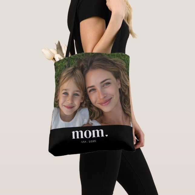 Mamma etablerade modern svart foto tygkasse (Närbild)