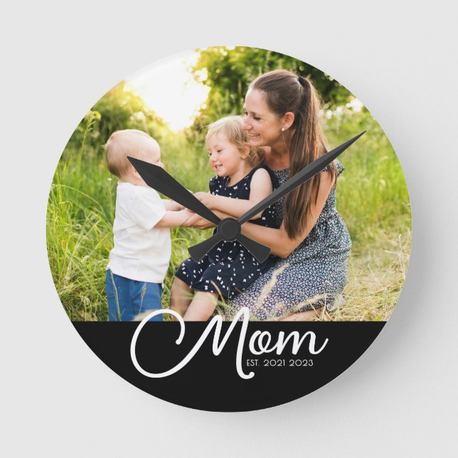 Mamma etablerade modern vit skriptfoto  rund klocka (Framsida)