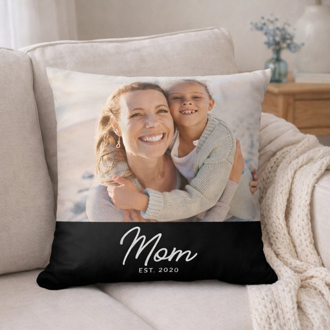 Mamma Etablerade Modernt Skript Foto Kudde (Skapare uppladdad)